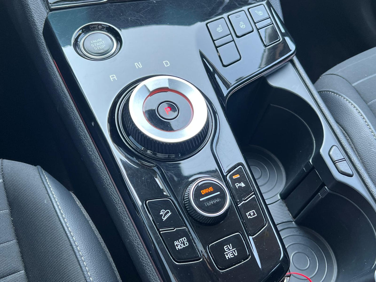Kia Sportage 1.6 T-GDi Plug-in Hybrid AWD DynamicLine — foto 23