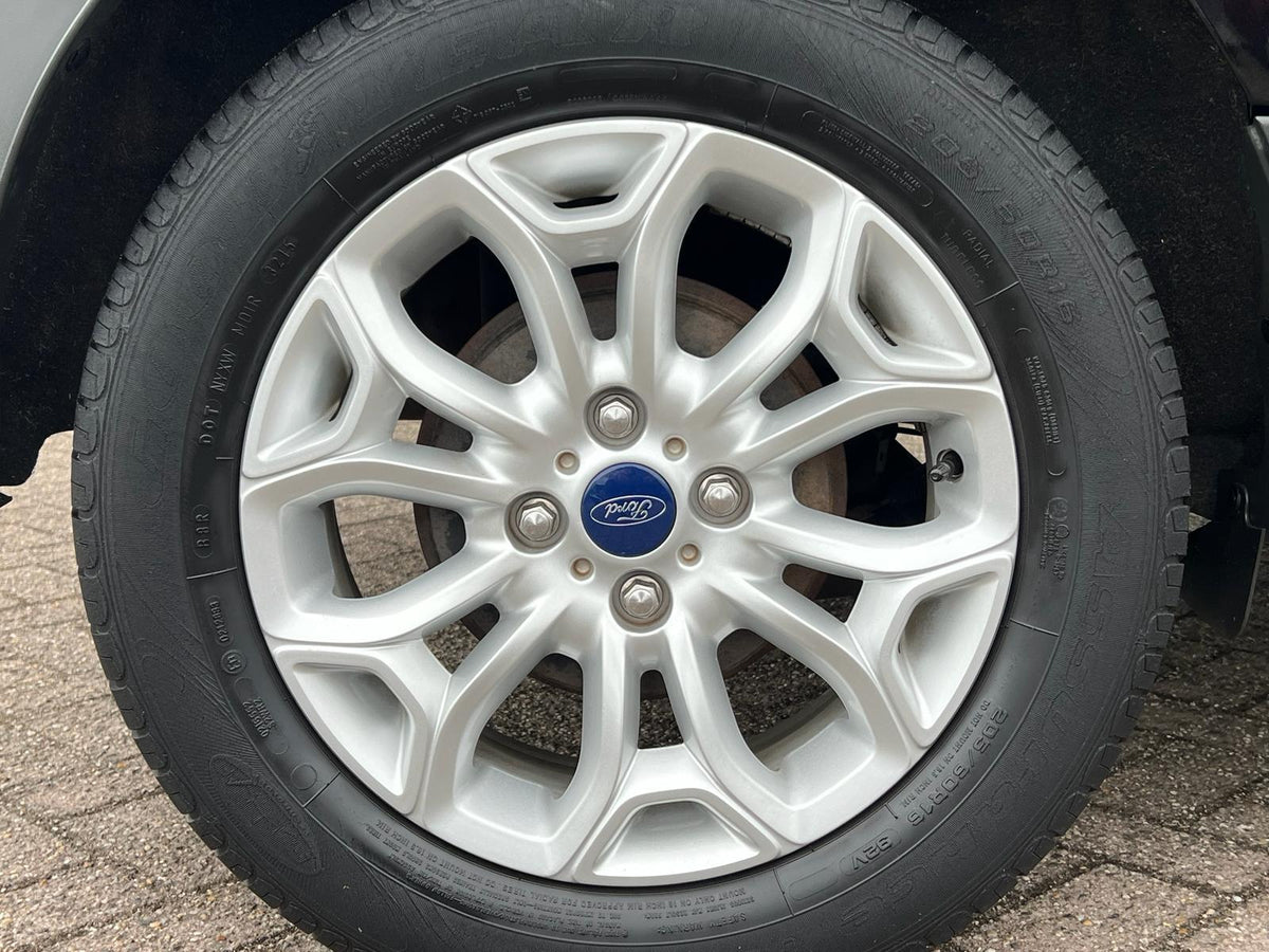 Ford EcoSport 1.0 EcoBoost Titanium — foto 23