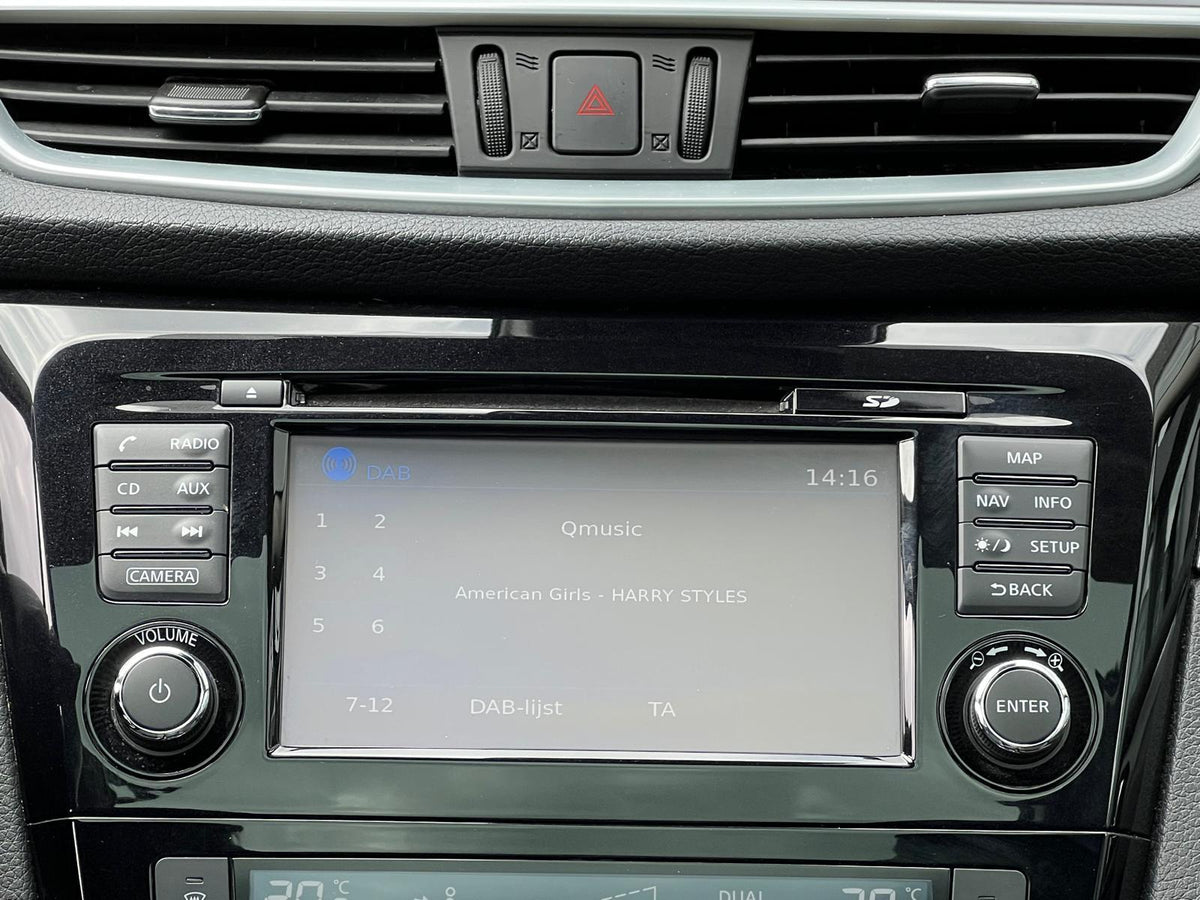 Nissan QASHQAI 1.2 N-Connecta — foto 23