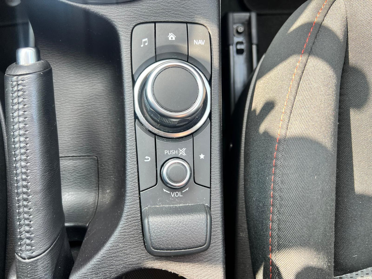 Mazda 2 1.5 Skyactiv-G GT-M — foto 26
