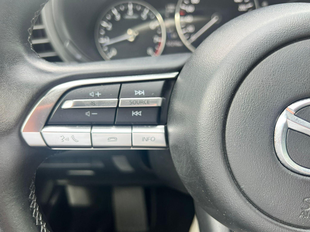 Mazda CX-30 2.0 e-SkyActiv-X M Hybrid Homura — foto 26