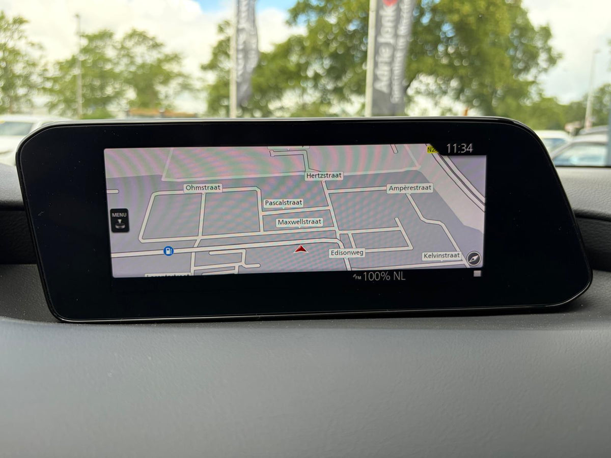 Mazda 3 2.0 e-SkyActiv-G M Hybrid Luxury TREKHAAK — foto 27