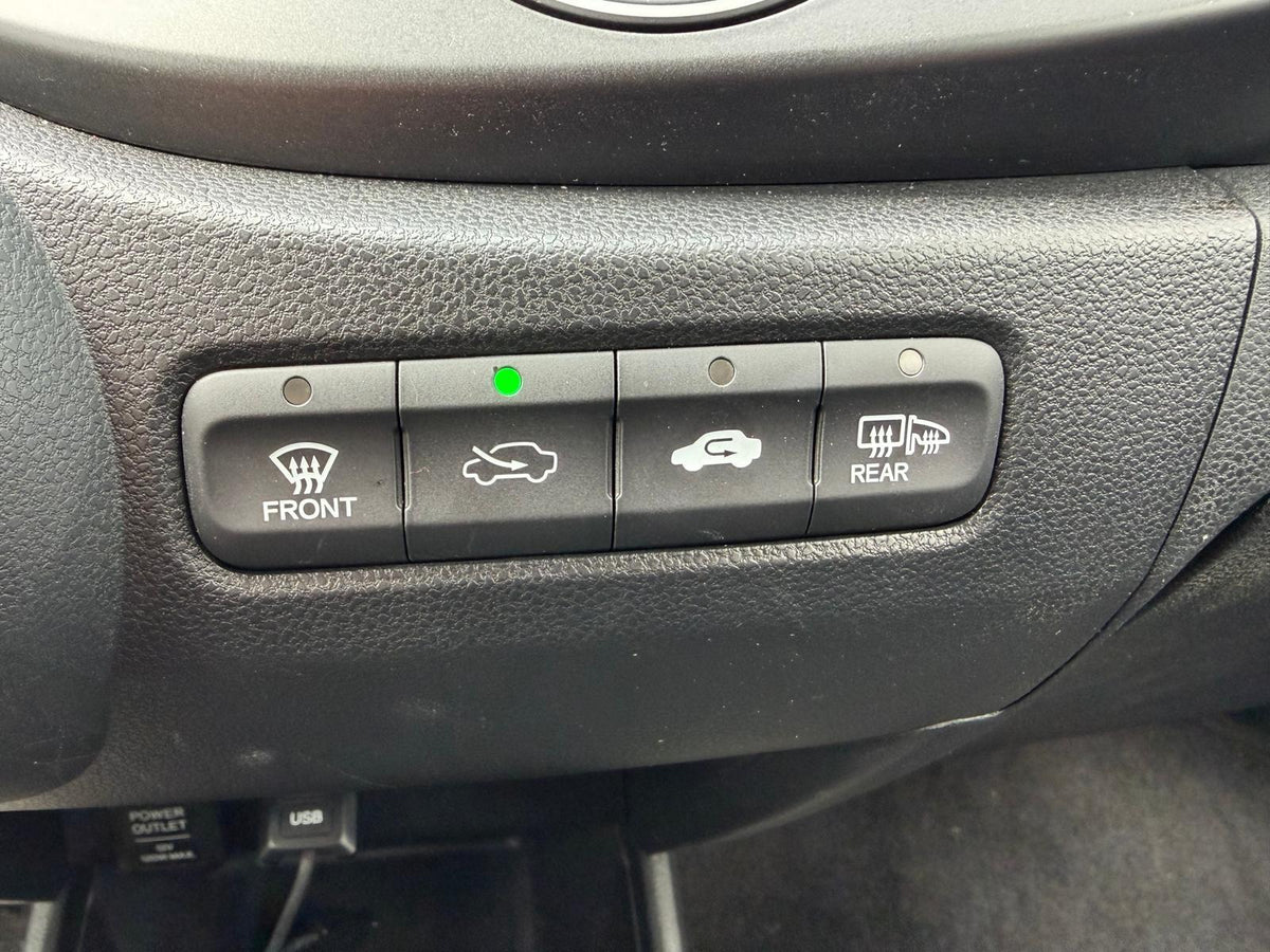 Honda Jazz 1.4 Hybrid Business Mode + — foto 29