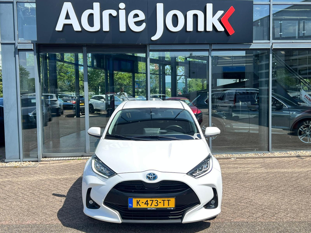 Toyota Yaris 1.5 Hybrid Dynamic AUTOMAAT — foto 2
