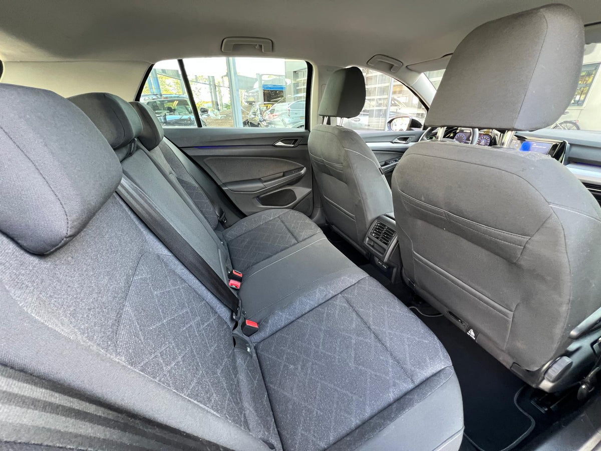 Volkswagen Golf 1.0 eTSI Life Business — foto 18