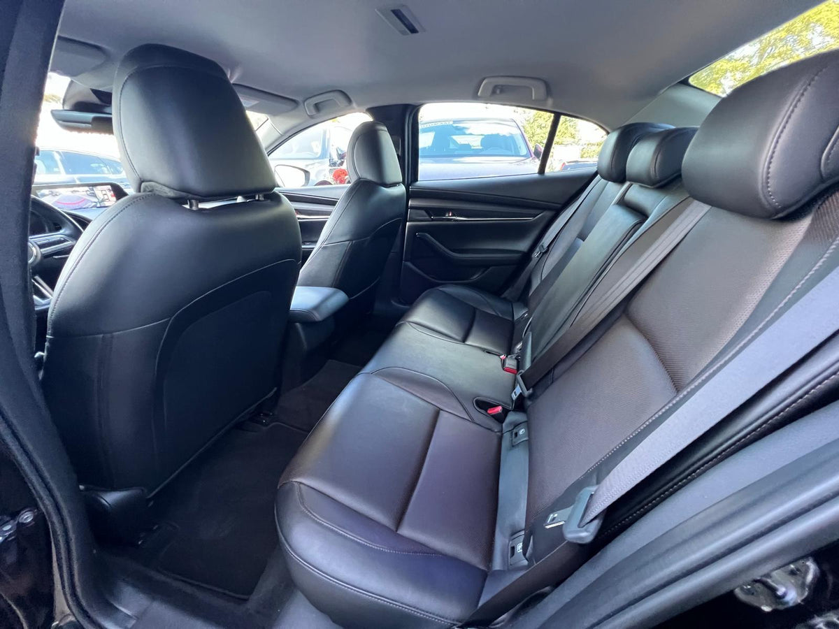 Mazda 3 2.0 e-SkyActiv-G M Hybrid 122 Luxury — foto 12