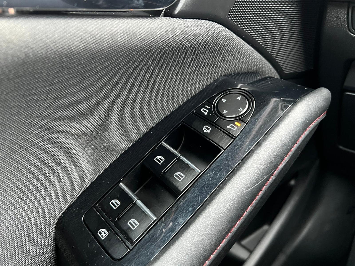 Mazda 3 2.0 e-SkyActiv-G M Hybrid 150 Homura — foto 30