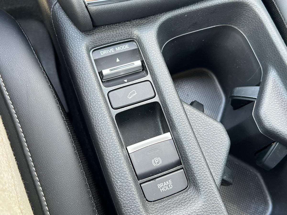 Honda HR-V 1.5 e:HEV Advance — foto 32