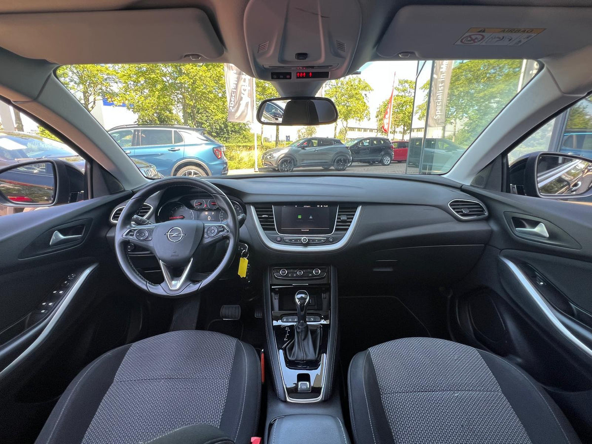 Opel Grandland X 1.2 Turbo Online Edition — foto 33