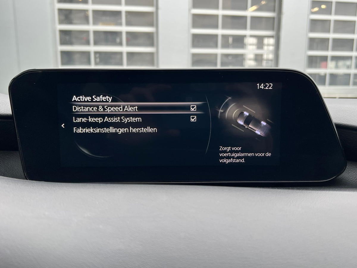Mazda 3 2.0 e-SkyActiv-G M Hybrid 150 Homura — foto 33