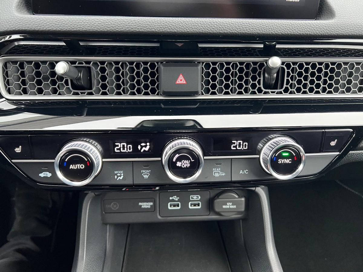 Honda Civic 2.0 e:HEV Elegance — foto 18