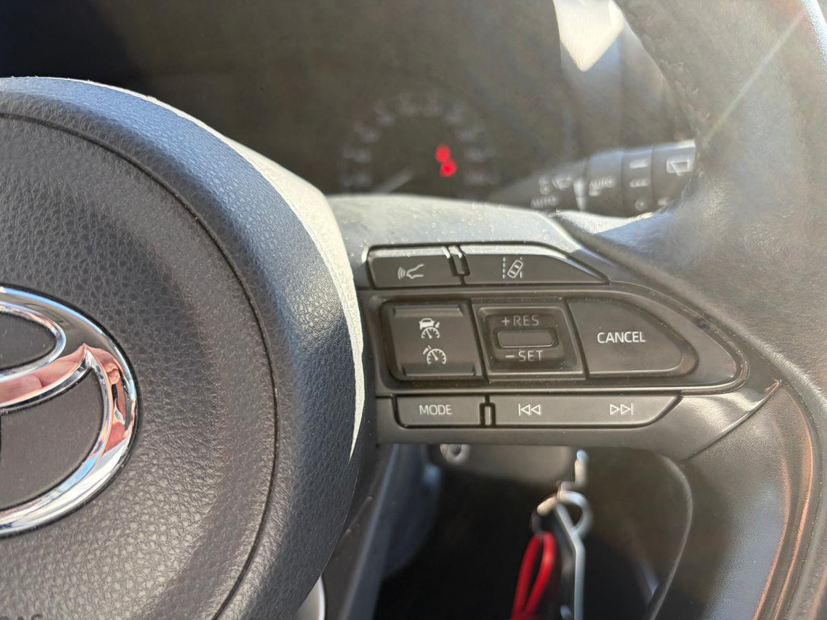Toyota Yaris 1.5 Hybrid Active — foto 18