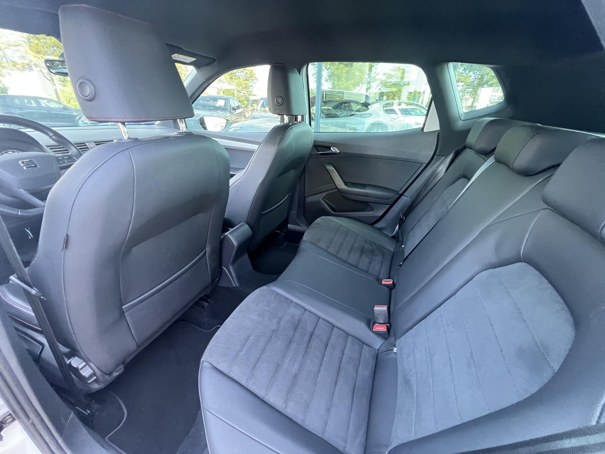 SEAT Arona 1.0 TSI FR Business Intense — foto 13