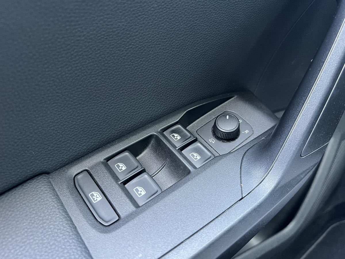 SEAT Arona 1.0 TSI FR Business Intense — foto 20