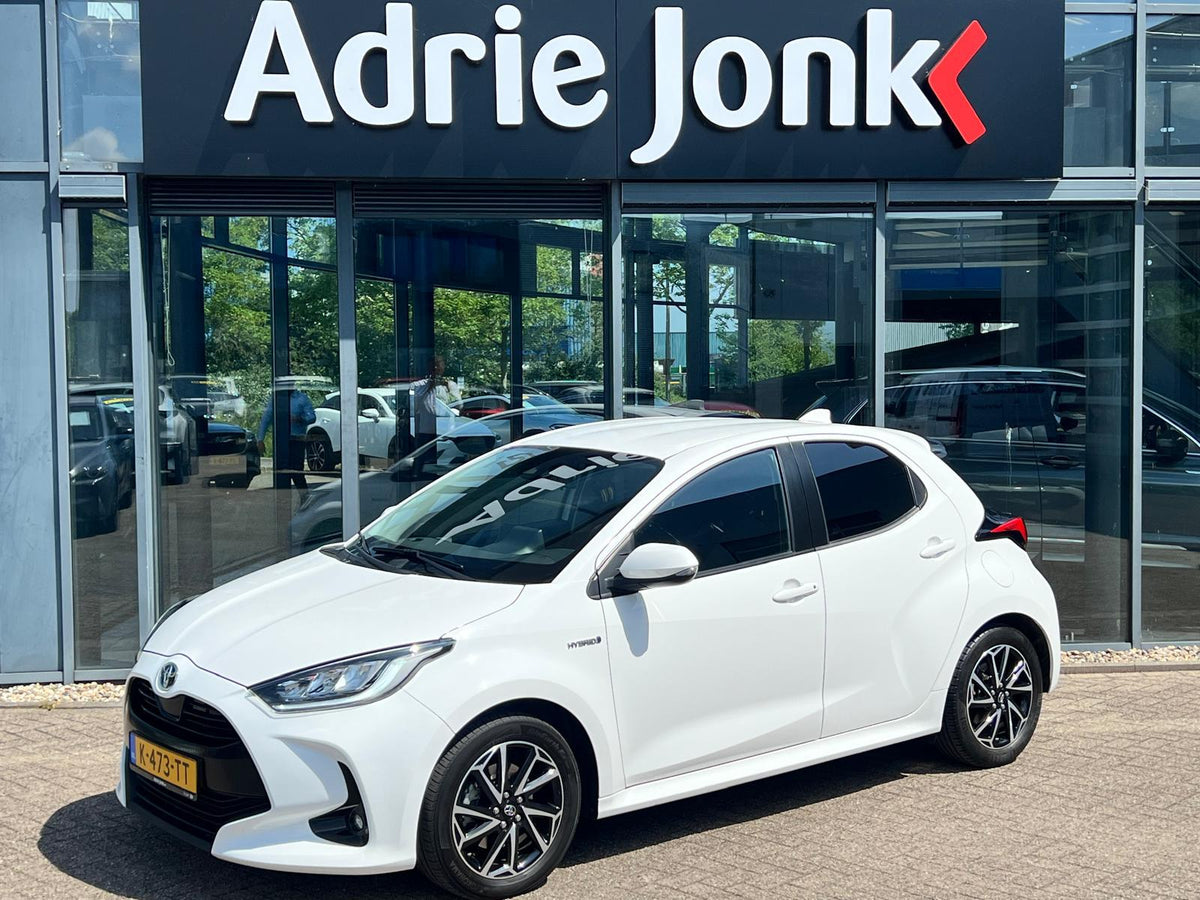 Toyota Yaris 1.5 Hybrid Dynamic AUTOMAAT — foto 3