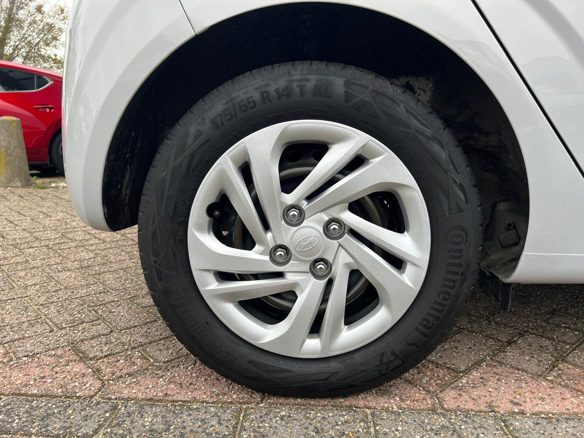 Hyundai i10 1.0 Comfort — foto 26