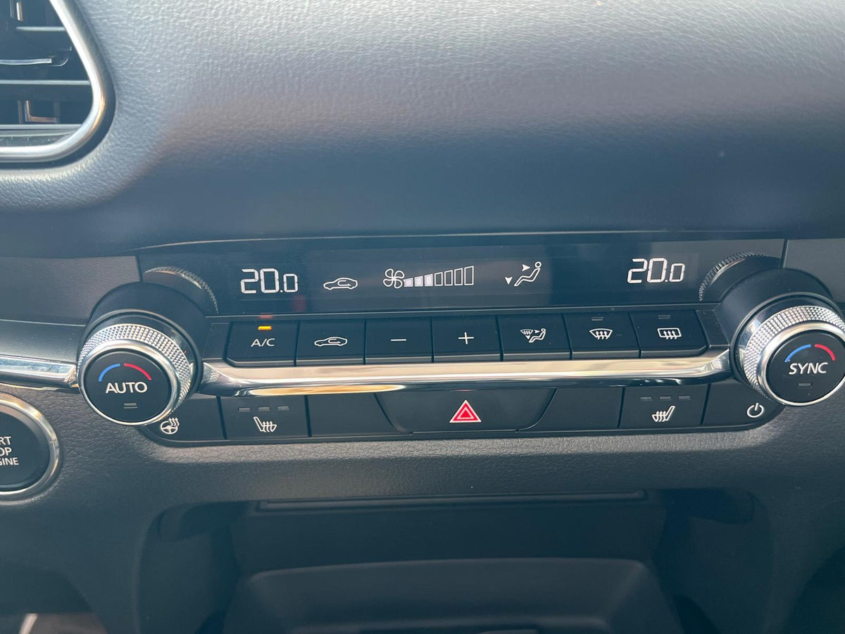 Mazda CX-30 2.5 e-SkyActiv-G M Hybrid Takumi — foto 31