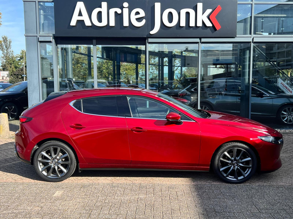 Mazda 3 2.0 e-SkyActiv-G M Hybrid 122 Luxury — foto 4