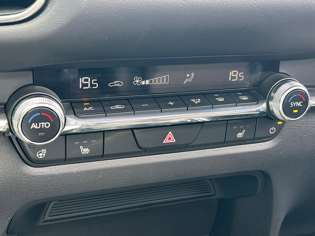 Mazda CX-30 2.0 e-SkyActiv-X M Hybrid Exclusive-line — foto 37