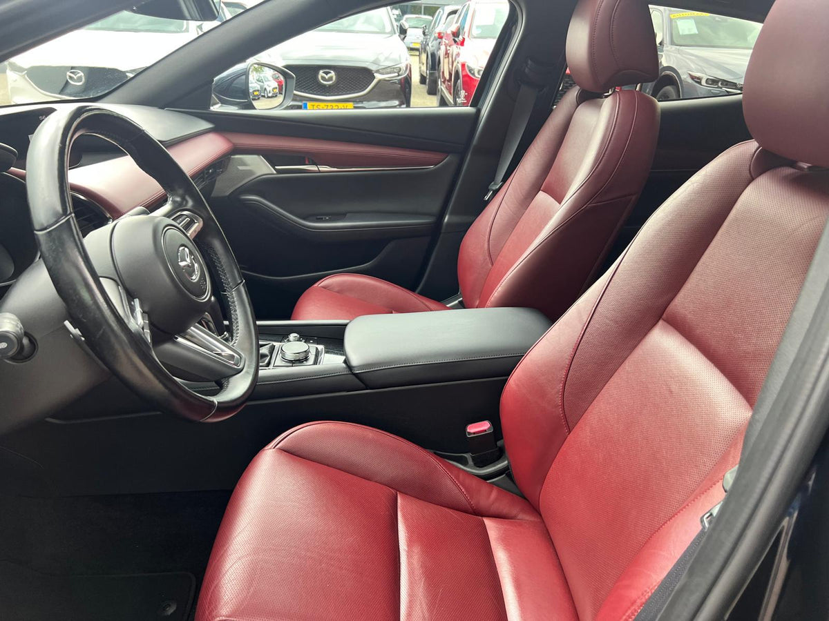 Mazda 3 2.0 e-SkyActiv-X M Hybrid 186 Luxury — foto 10