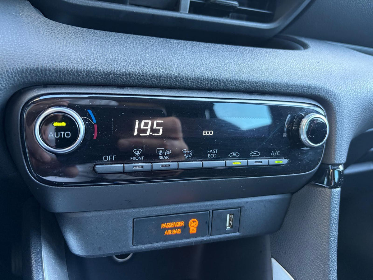 Toyota Yaris 1.5 Hybrid Active — foto 20