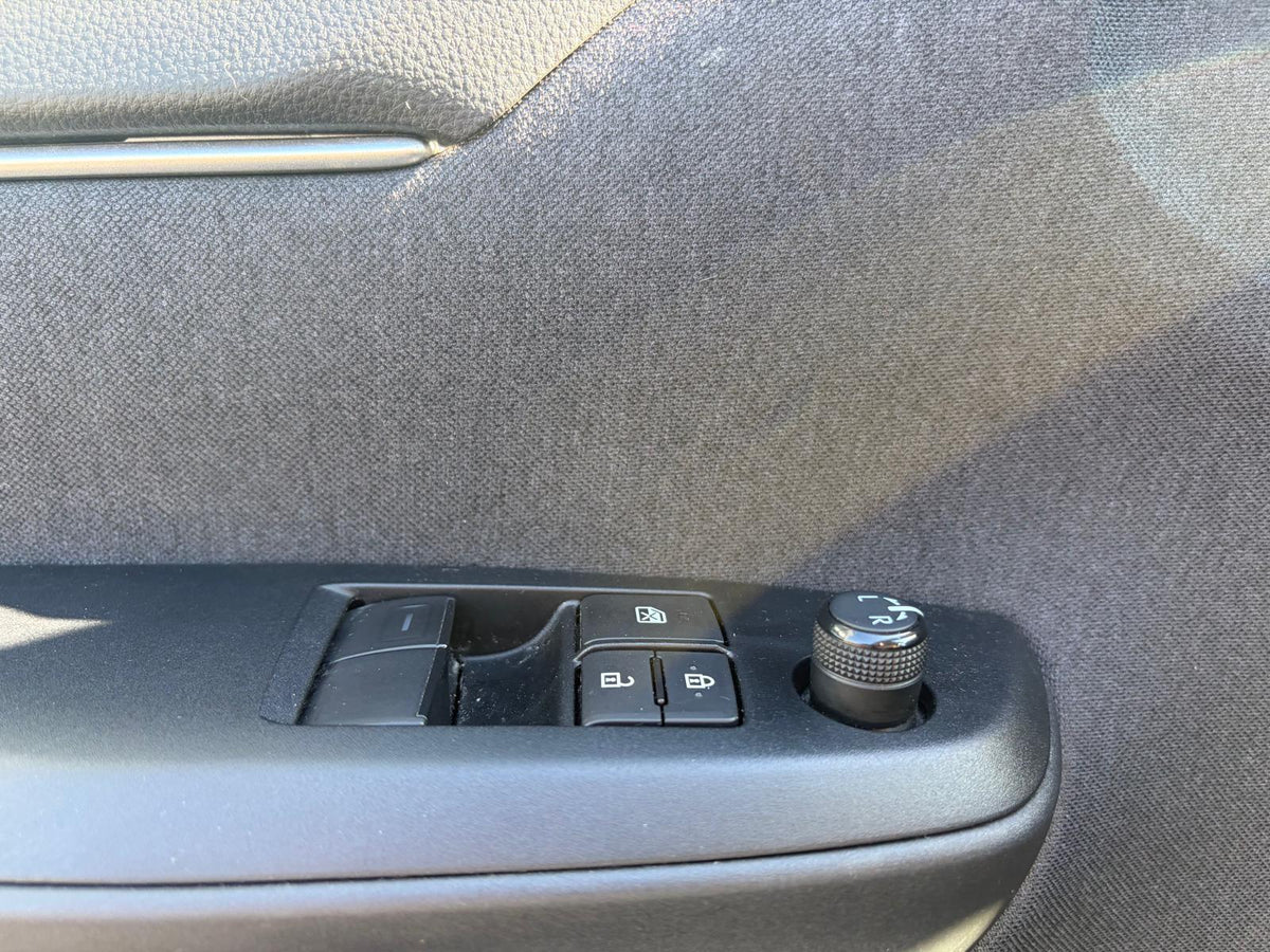 Toyota Yaris 1.5 Hybrid Active — foto 16