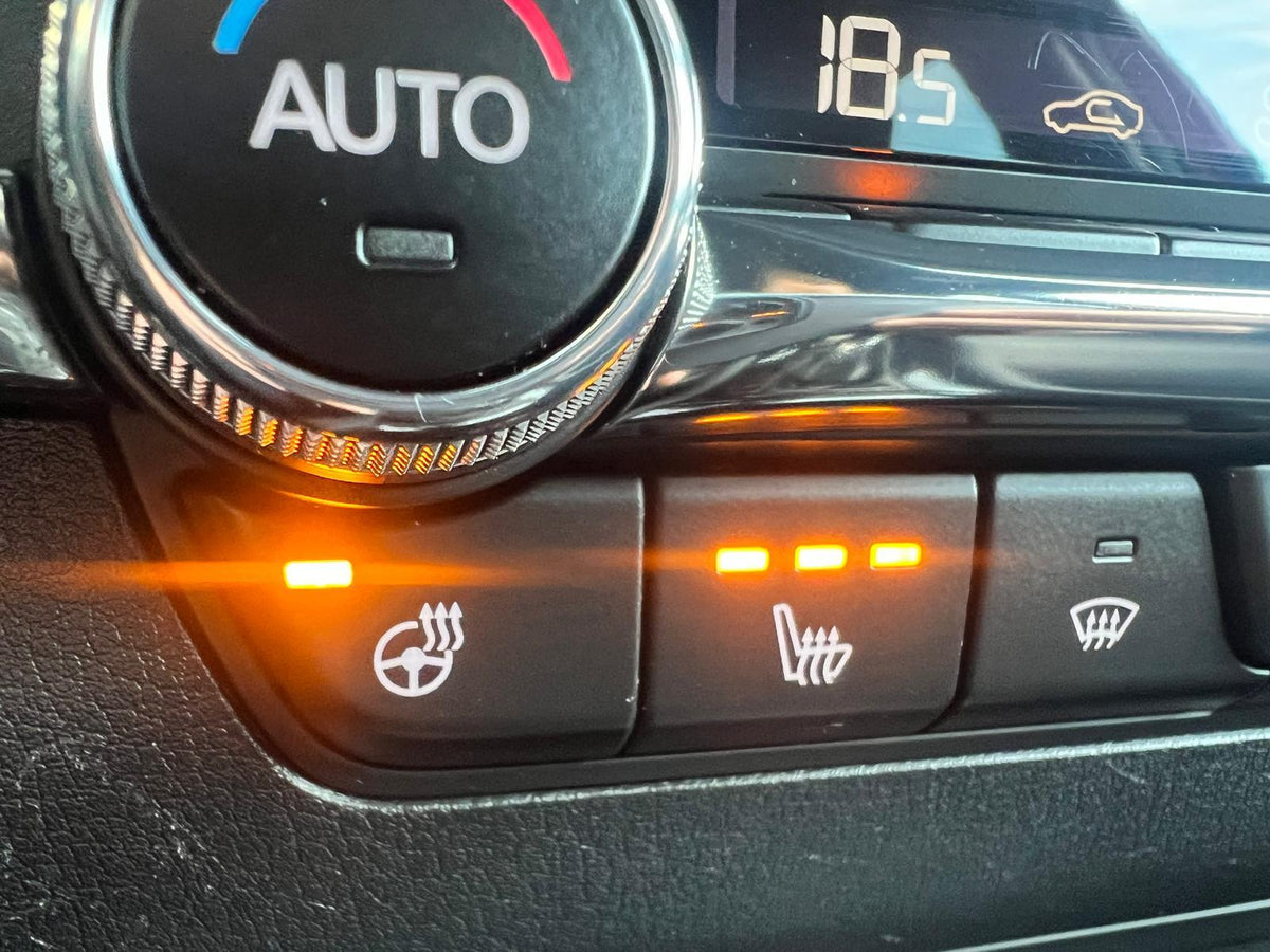 Mazda 3 2.0 e-SkyActiv-G M Hybrid 122 Luxury — foto 32