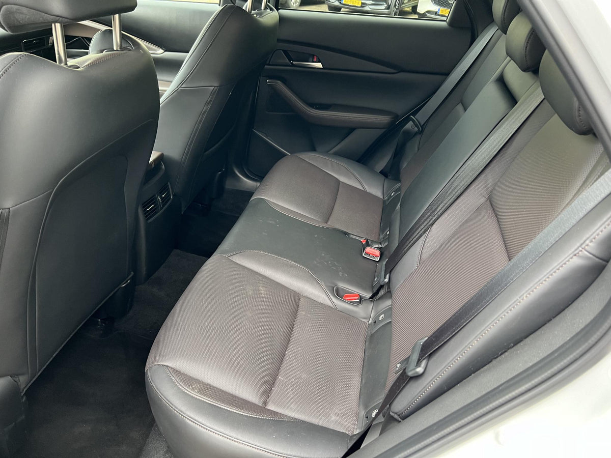 Mazda CX-30 2.0 e-SkyActiv-X M Hybrid Takumi — foto 11