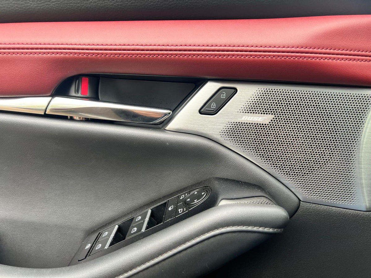 Mazda 3 2.0 e-SkyActiv-X M Hybrid 186 Luxury — foto 18