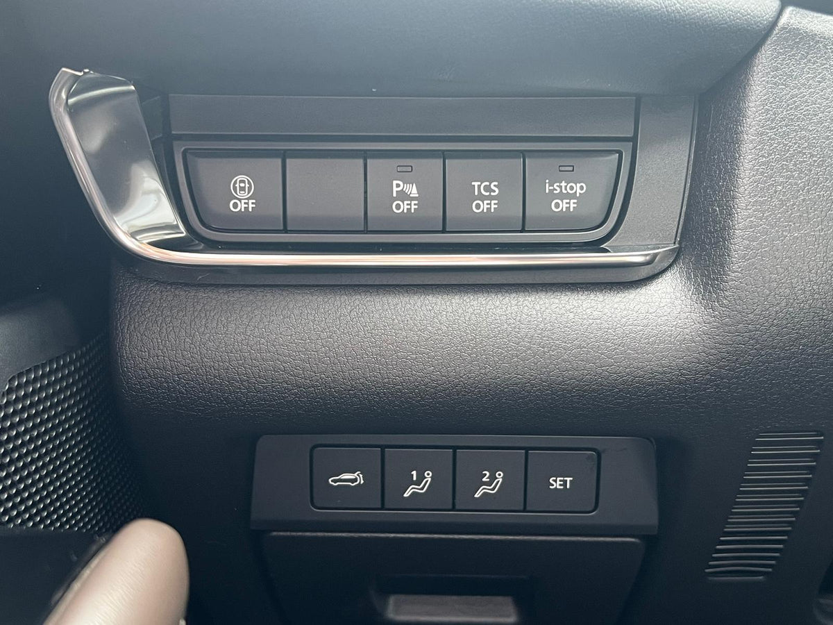 Mazda CX-30 2.0 e-SkyActiv-X M Hybrid Luxury — foto 26