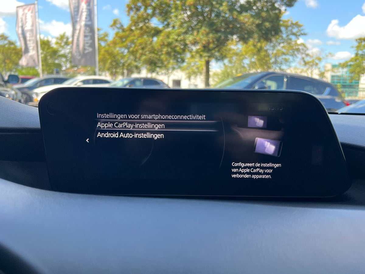Mazda 3 2.0 e-SkyActiv-G M Hybrid 122 Luxury — foto 28