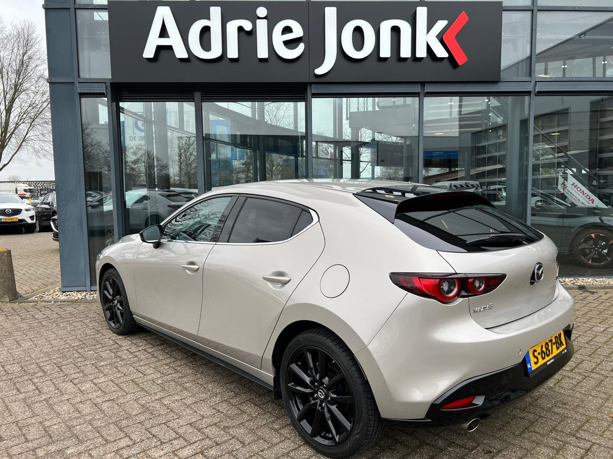 Mazda 3 2.0 e-SkyActiv-G M Hybrid 150 Homura — foto 6