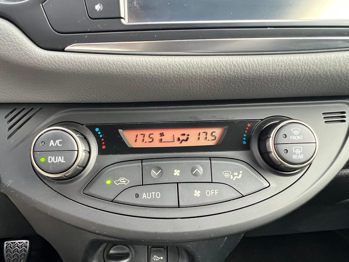 Toyota Yaris 1.0 VVT-i Trend — foto 26