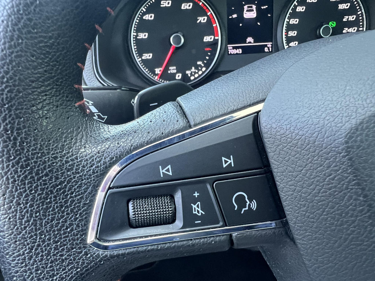 SEAT Arona 1.0 TSI FR Business Intense — foto 22