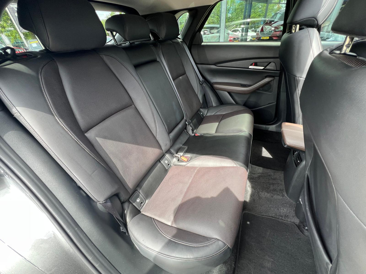 Mazda CX-30 2.0 e-SkyActiv-X M Hybrid Exclusive-line — foto 16