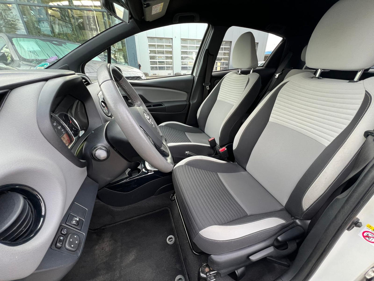 Toyota Yaris 1.0 VVT-i Trend — foto 11