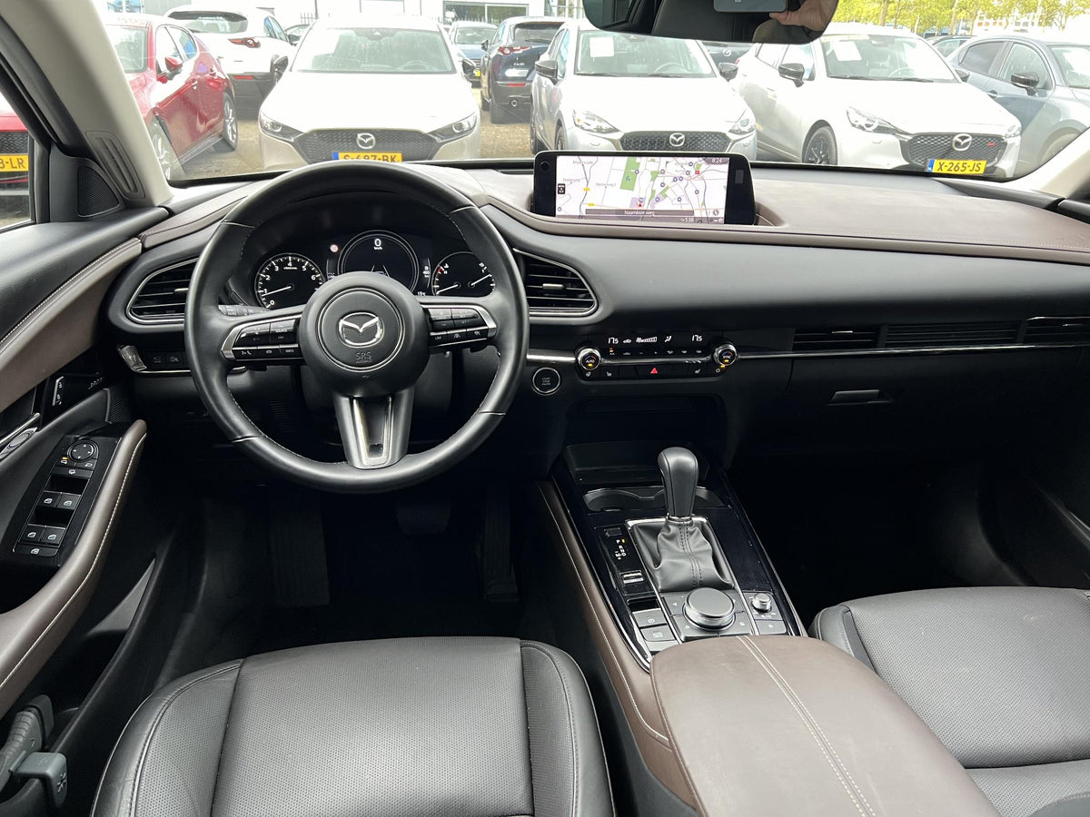 Mazda CX-30 2.0 e-SkyActiv-X M Hybrid Takumi — foto 9