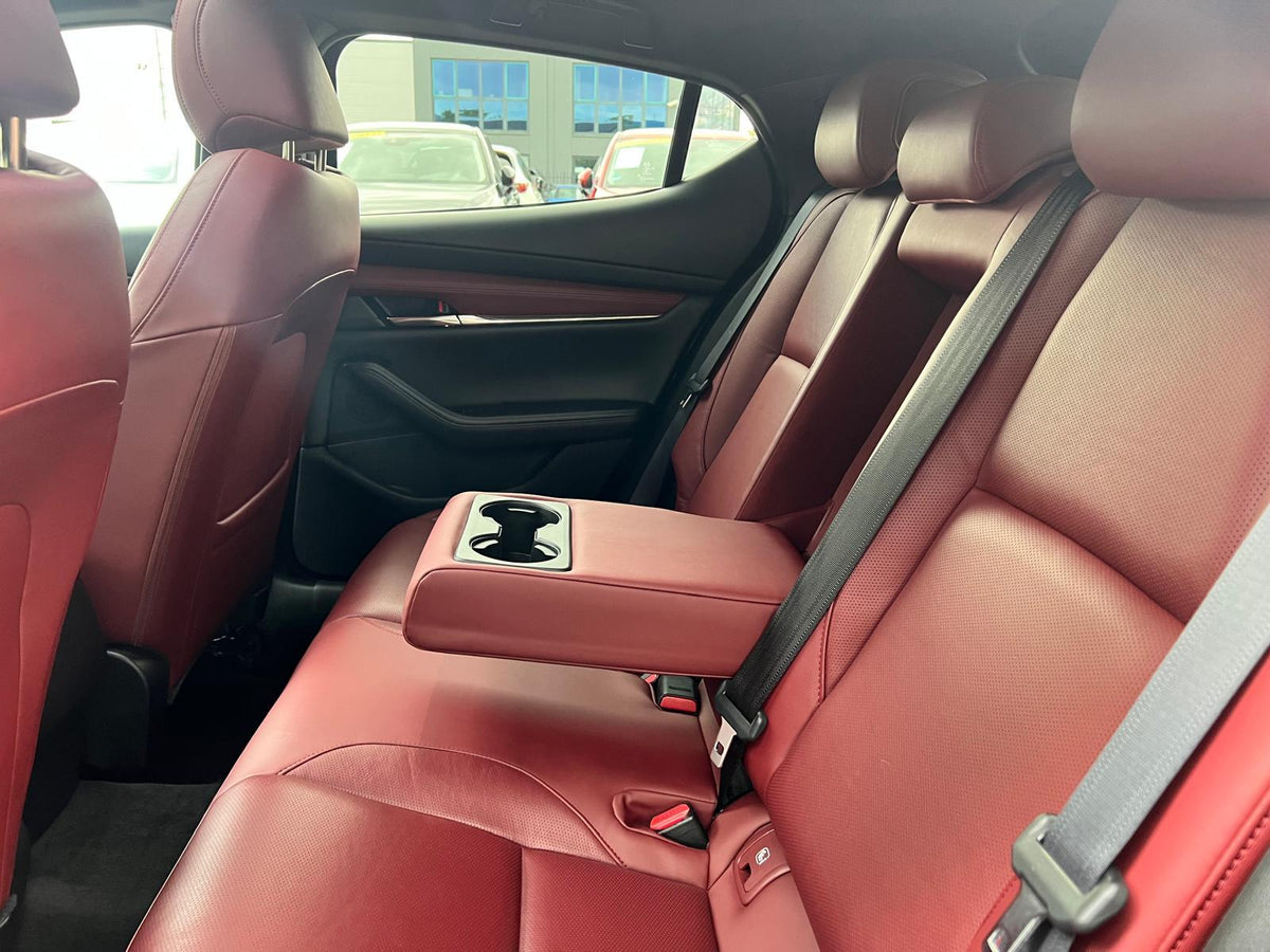 Mazda 3 2.0 e-SkyActiv-X M Hybrid 186 Luxury — foto 11