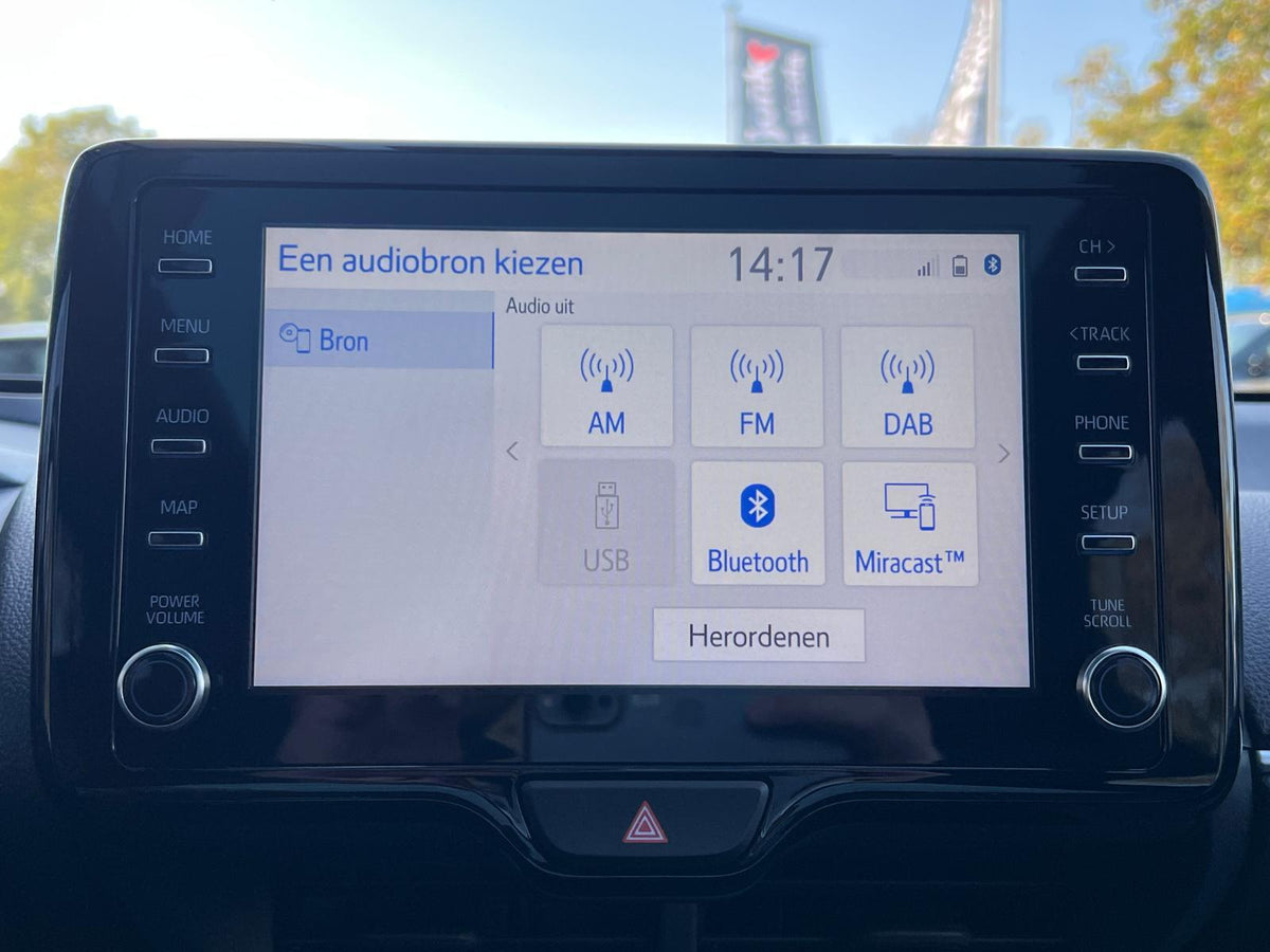 Mazda 2 Hybrid 1.5 Select — foto 17