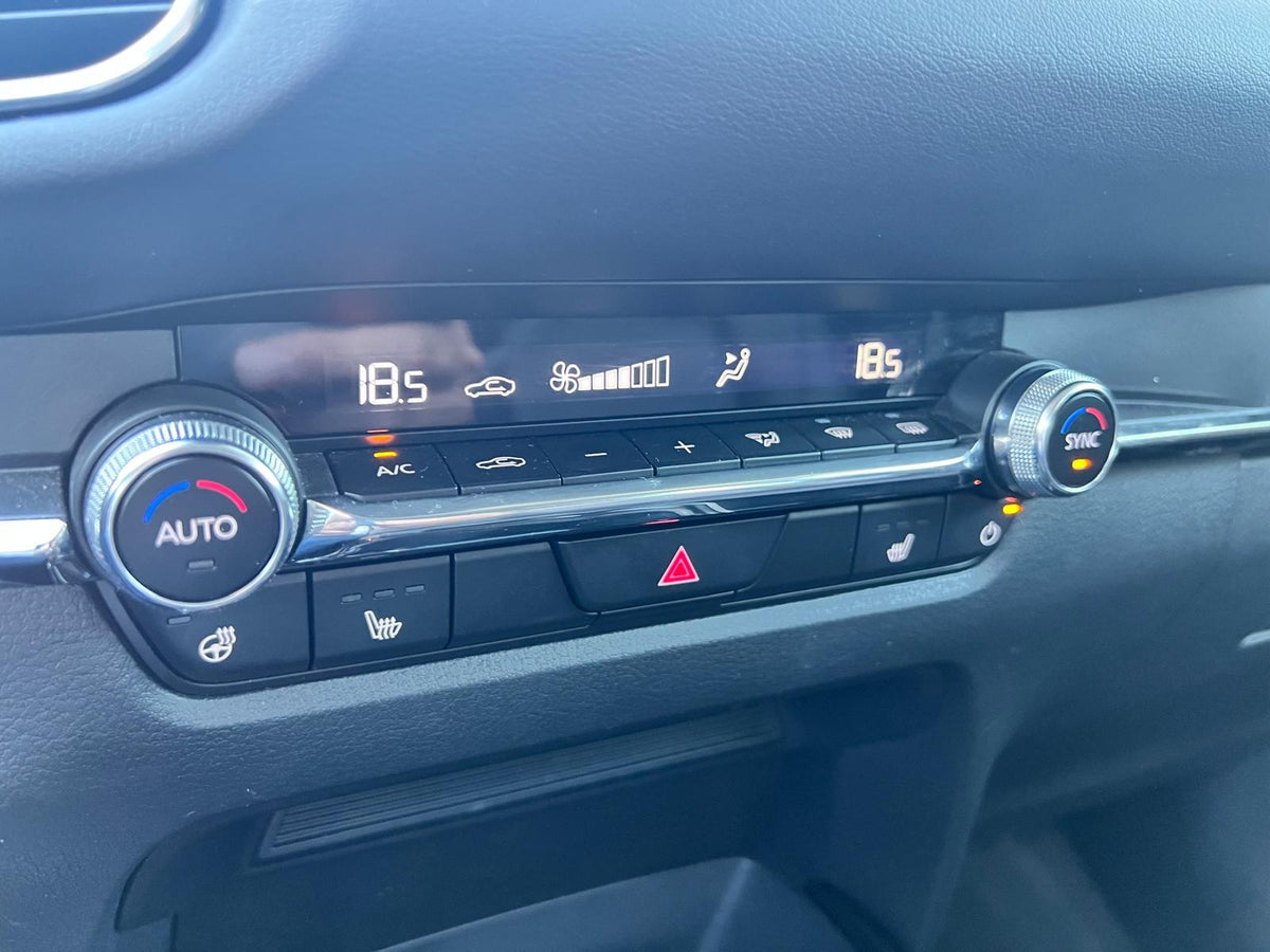 Mazda CX-30 2.5 e-SkyActiv-G M Hybrid Takumi — foto 31