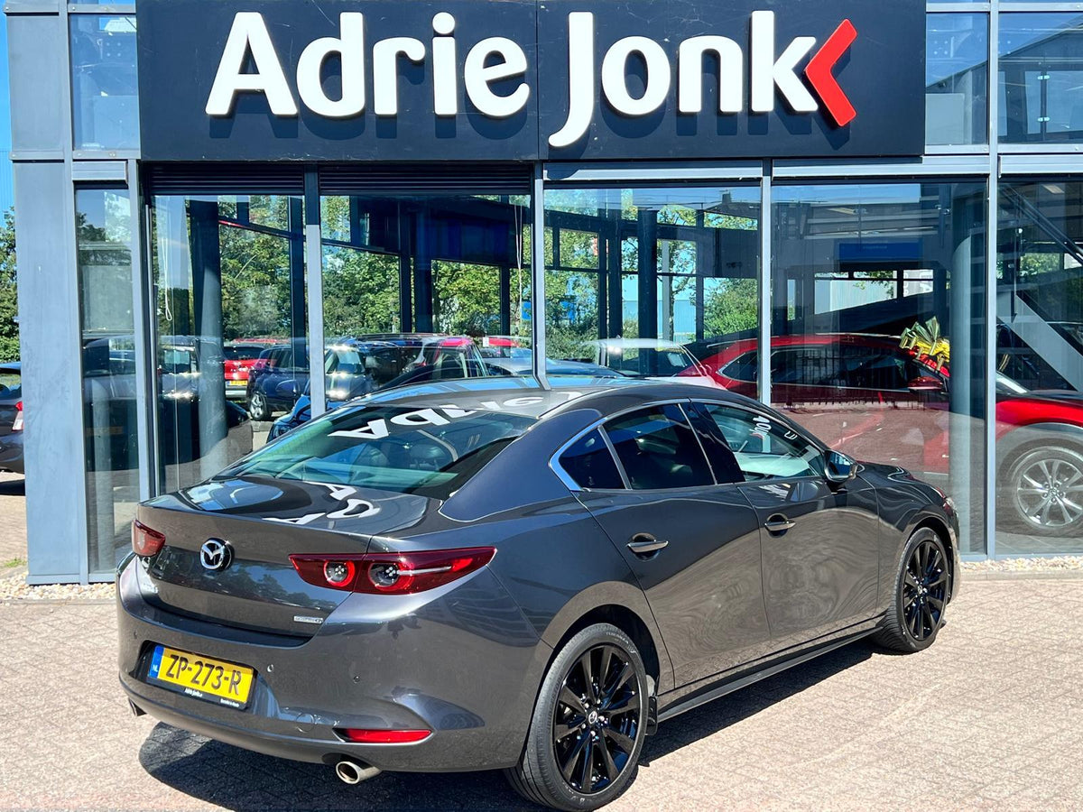 Mazda 3 2.0 e-SkyActiv-G M Hybrid 122 Luxury — foto 8