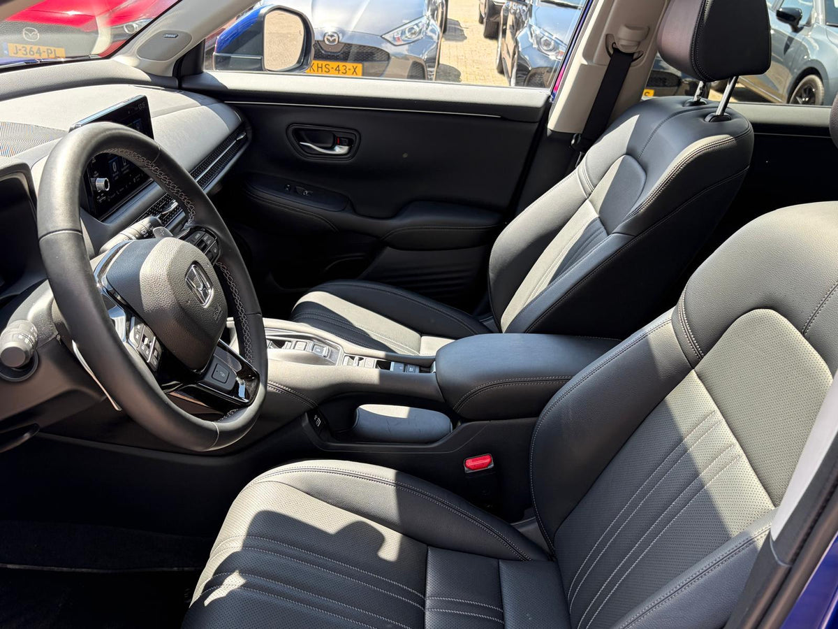 Honda ZR-V 2.0 e:HEV Advance — foto 17