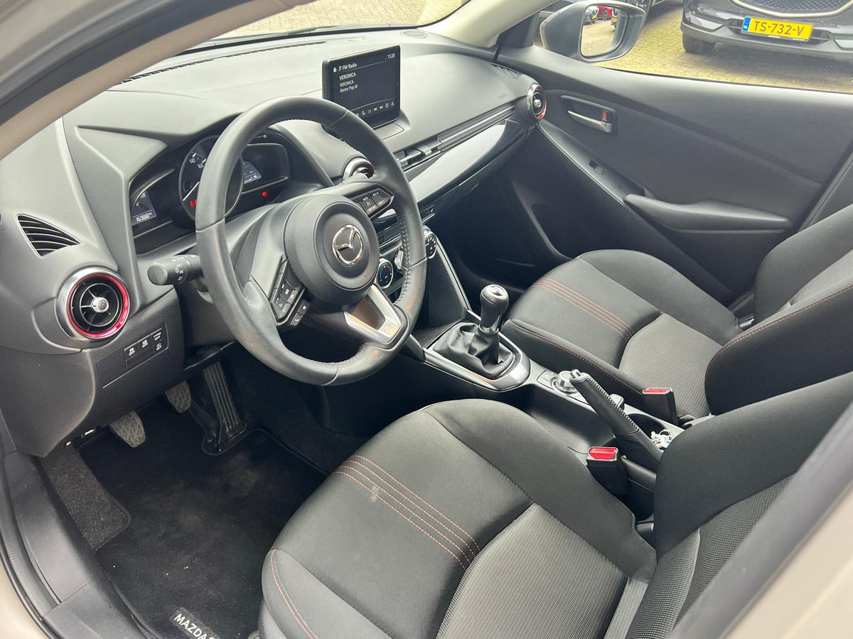 Mazda 2 1.5 e-SkyActiv-G 90 Homura — foto 11