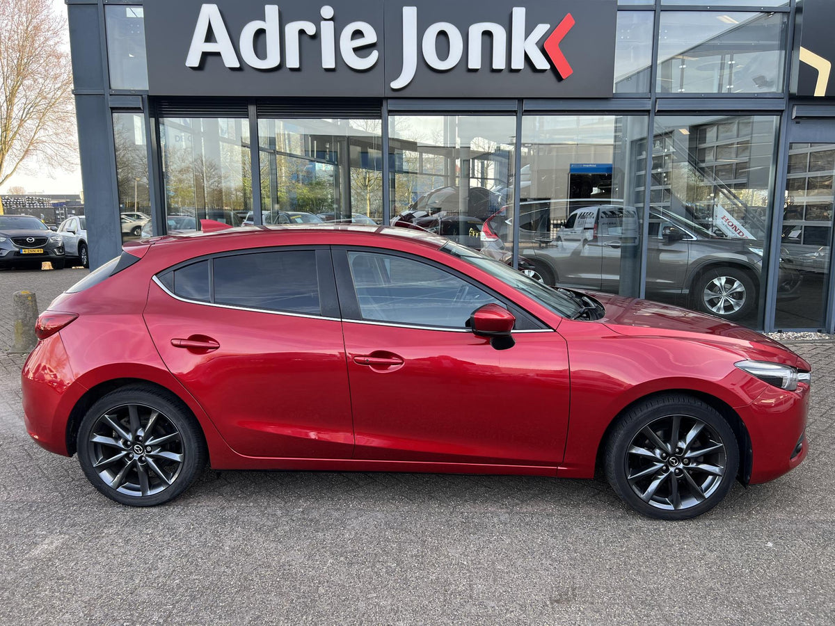 Mazda 3 2.0 SkyActiv-G 120 GT-M — foto 4