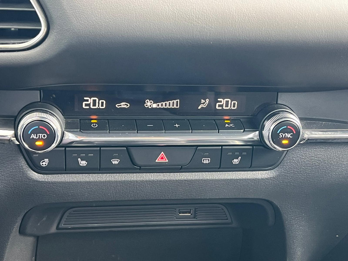 Mazda CX-30 2.0 e-SkyActiv-X M Hybrid Comfort — foto 25