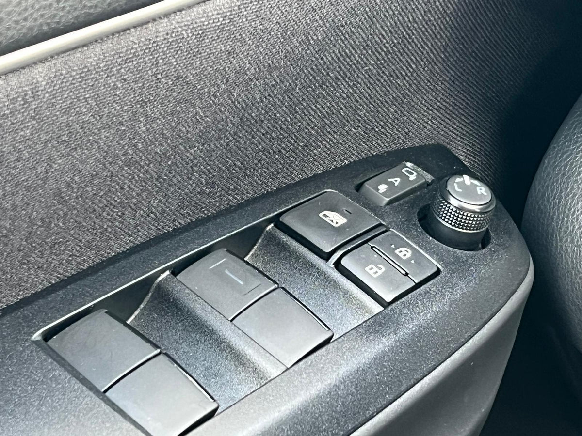 Mazda 2 Hybrid 1.5 Homura — foto 30
