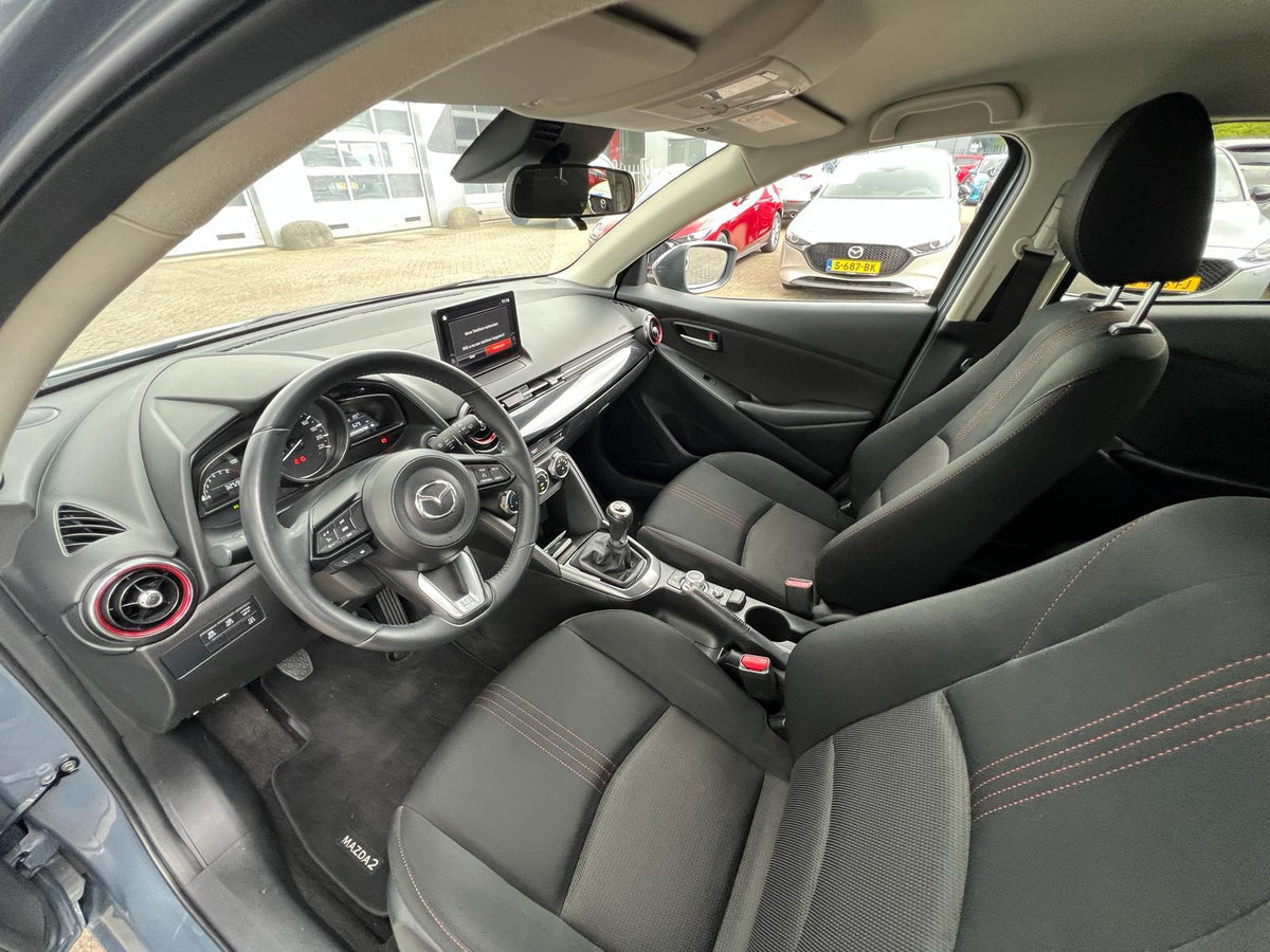 Mazda 2 1.5 e-SkyActiv-G 90 Homura — foto 9