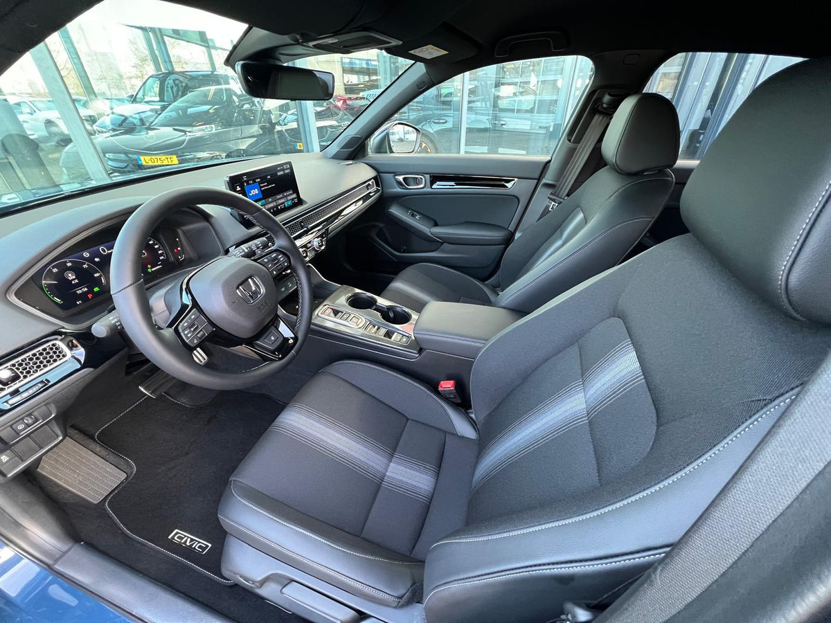 Honda Civic 2.0 e:HEV Sport — foto 9