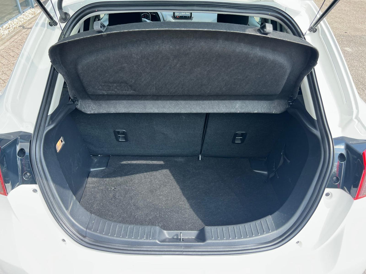 Mazda 2 1.5 Skyactiv-G GT-M — foto 9