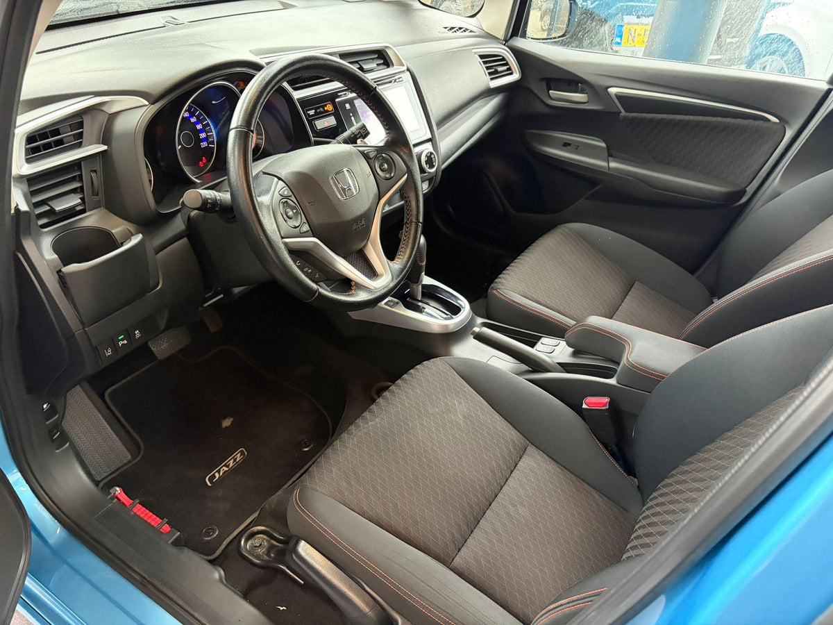 Honda Jazz 1.5 i-VTEC Dynamic — foto 9